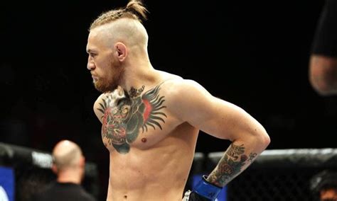 conor mcgregor man bun